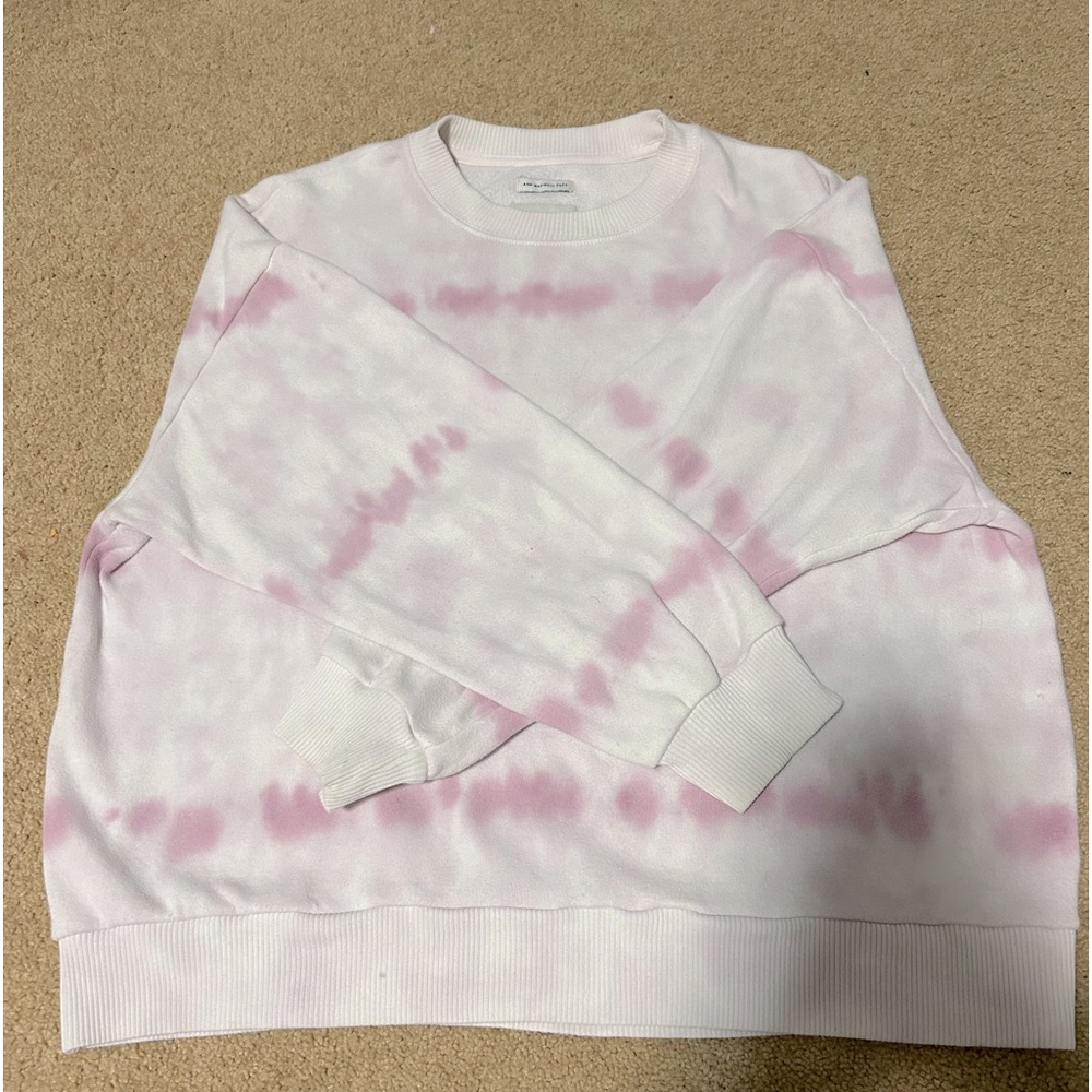 White/pink oversized American Eagle crewneck!!